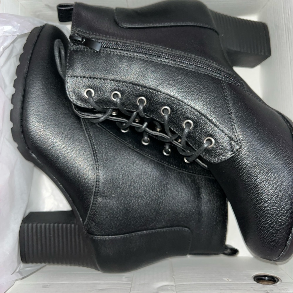 Boot Sale! - Picture 2 of 4